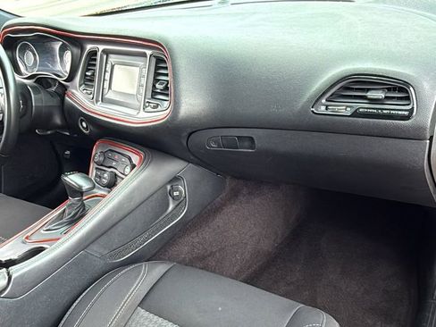 Used 2016 Dodge Challenger R/T image 36