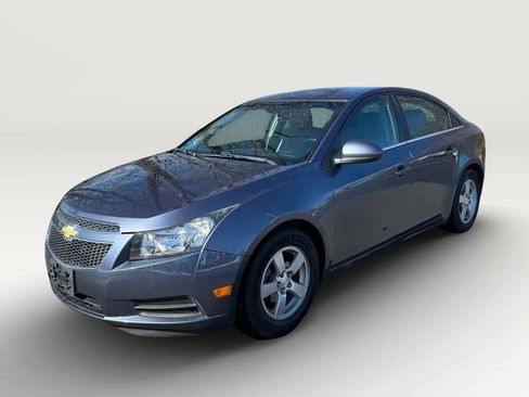 Used 2014 Chevrolet Cruze LT FWD image 3