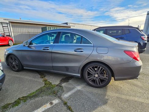Used 2015 Mercedes-Benz CLA 250 image 4