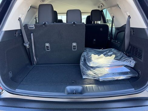 New 2026 Nissan Pathfinder S image 34