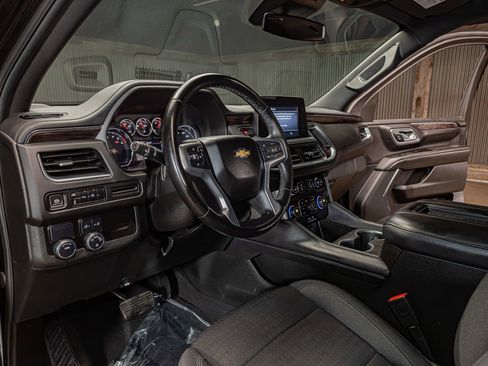Used 2024 Chevrolet Tahoe LS w/ Driver Alert Package RWD image 13