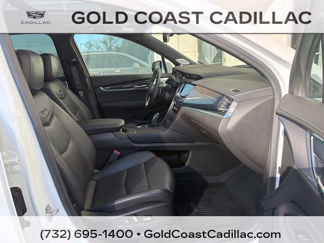 Used 2024 Cadillac XT6 Sport w/ Technology Package AWD/4WD image 7