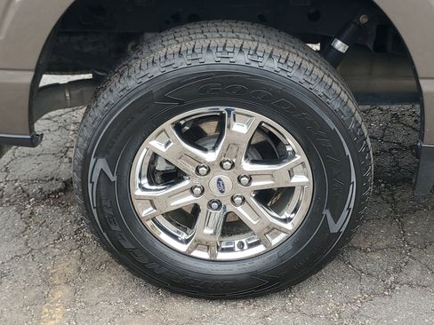 Used 2022 Ford F150 XLT w/ Equipment Group 302A High image 7