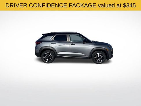 Used 2021 Chevrolet TrailBlazer RS w/ Sun and Liftgate Package AWD/4WD image 6