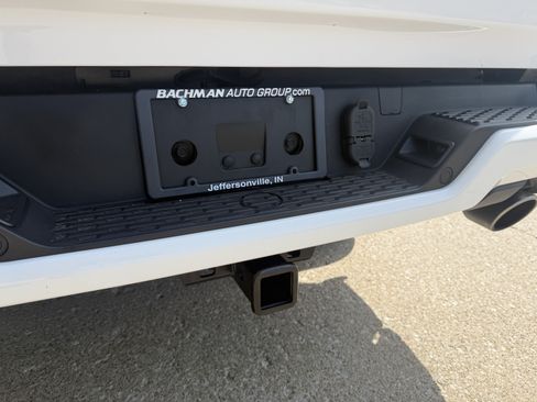 Used 2025 RAM 1500 Laramie w/ Sport Appearance Package AWD/4WD image 11