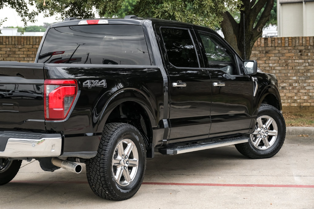 Used 2025 Ford F150 XLT w/ Equipment Group 301A Standard AWD/4WD image 17