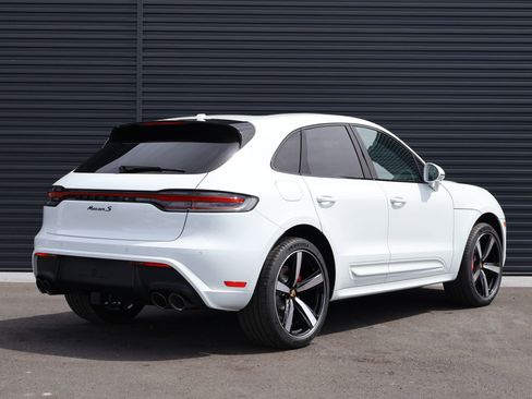 New 2026 Porsche Macan S AWD/4WD image 9