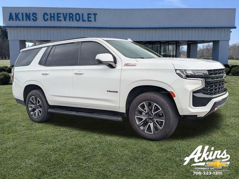 Used 2023 Chevrolet Tahoe Z71 w/ Luxury Package AWD/4WD image 1