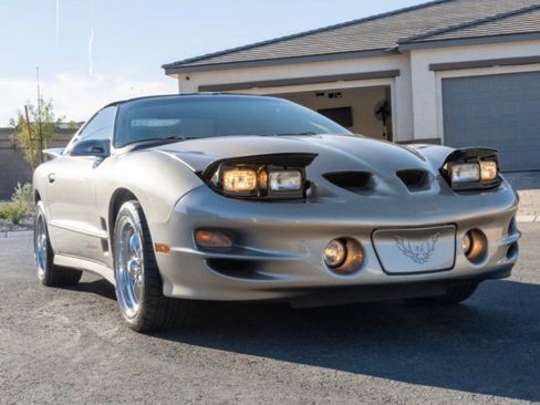 Used 2000 Pontiac Firebird Formula w/ SLP Firehawk Pkg RWD image 2