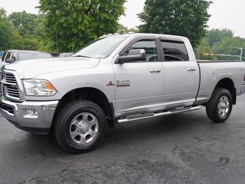 Used 2017 RAM 2500 Big Horn AWD/4WD image 9
