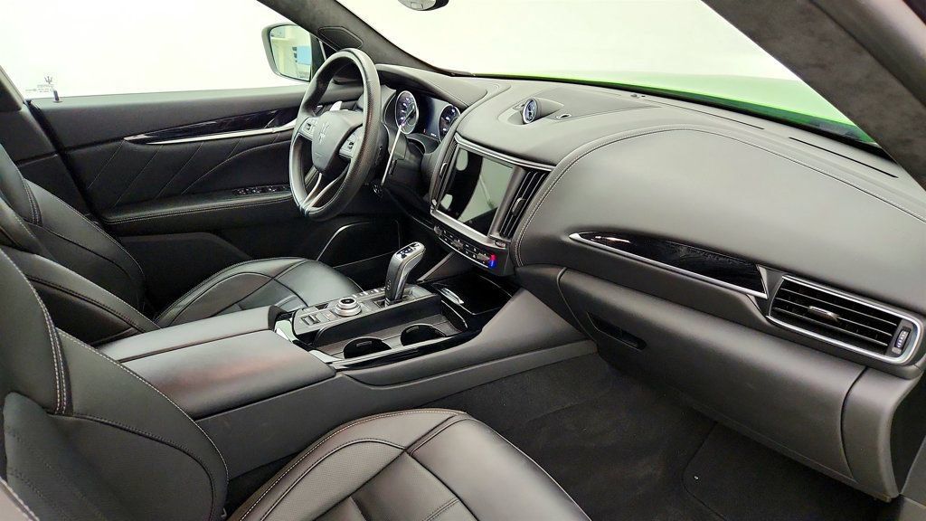 Used 2023 Maserati Levante Modena AWD/4WD image 25