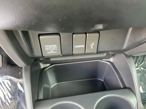 Used 2015 Honda Fit EX image 36