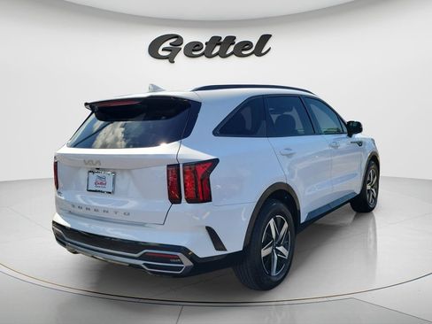 Used 2022 Kia Sorento S FWD image 5