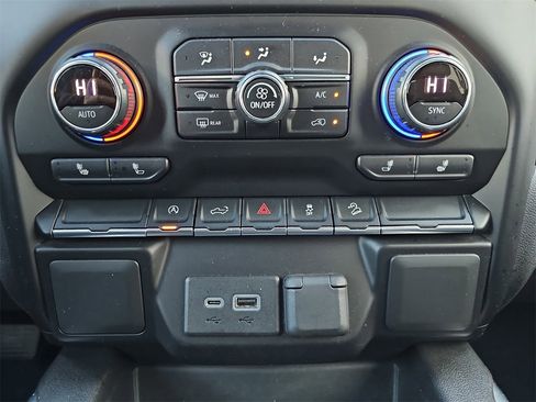 Used 2020 Chevrolet Silverado 1500 RST w/ All-Star Edition image 21