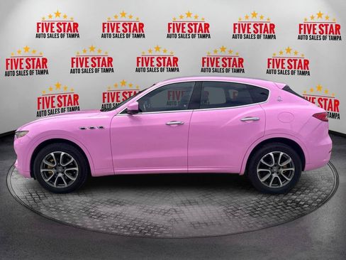 Used 2017 Maserati Levante w/ Luxury Package AWD/4WD image 4
