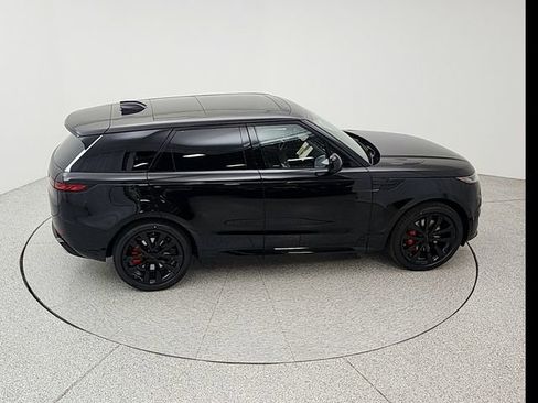 New 2026 Land Rover Range Rover Sport Dynamic SE AWD/4WD image 16