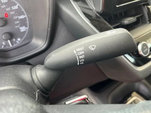 Used 2025 Toyota Corolla LE FWD image 19