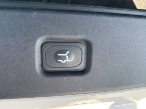 Used 2025 Ford Expedition Active AWD/4WD image 7
