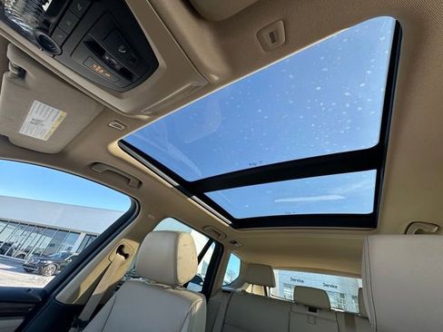 Used 2017 BMW X3 xDrive28i image 25