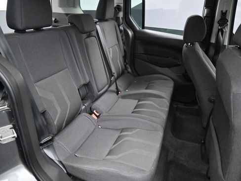 Used 2017 Ford Transit Connect XLT image 31