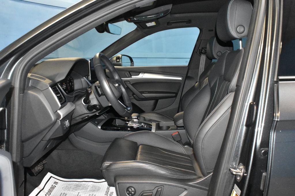 Used 2025 Audi Q5 2.0T Premium AWD/4WD image 9