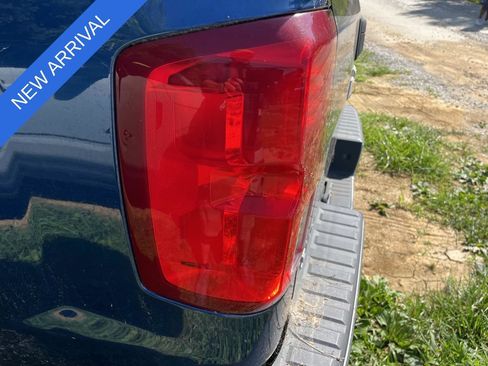 Used 2017 Chevrolet Silverado 1500 LTZ w/ LTZ Plus Package AWD/4WD image 9