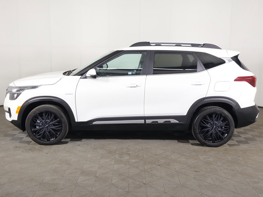Used 2023 Kia Seltos Nightfall Edition AWD/4WD image 17