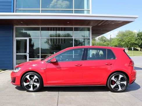 Used 2017 Volkswagen GTI S FWD image 6