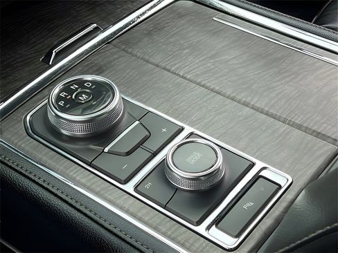 Used 2019 Ford Expedition Limited image 36