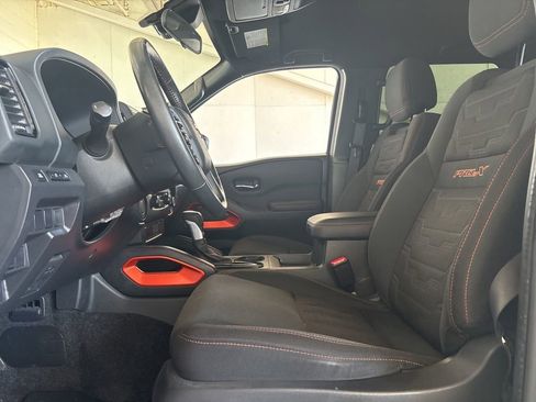 Used 2022 Nissan Frontier Pro-X RWD image 10