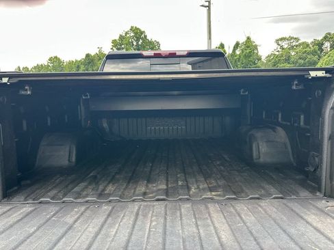 Used 2024 Chevrolet Silverado 1500 High Country w/ Technology Package AWD/4WD image 19