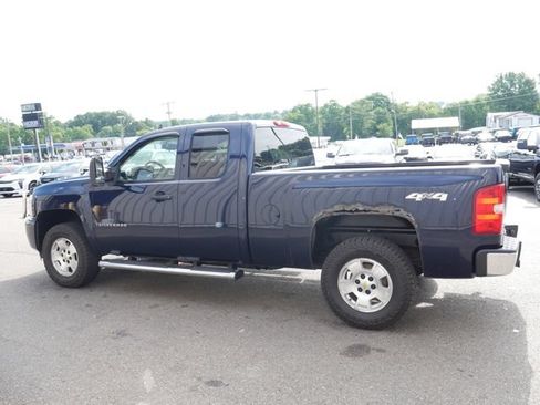 Used 2011 Chevrolet Silverado 1500 LT w/ All-Star Edition AWD/4WD image 6
