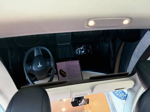 Used 2021 Tesla Model 3 Standard Range Plus RWD image 19