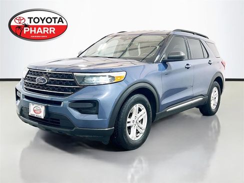 Used 2021 Ford Explorer XLT RWD image 1