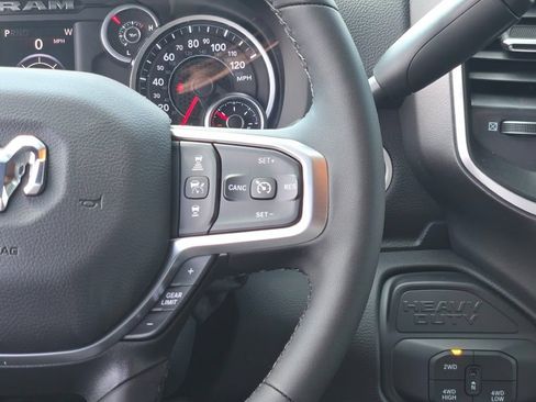 New 2026 RAM 3500 Big Horn AWD/4WD image 34