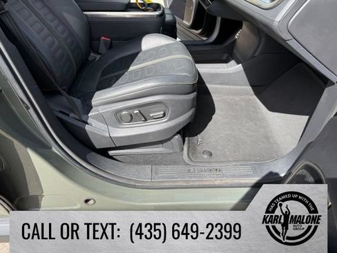 Used 2024 Rivian R1S Launch Edition AWD/4WD image 39