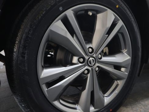 Used 2019 Nissan Murano Platinum w/ Cargo Package FWD image 34