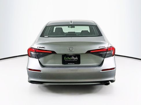 Used 2025 Honda Civic Sport image 7