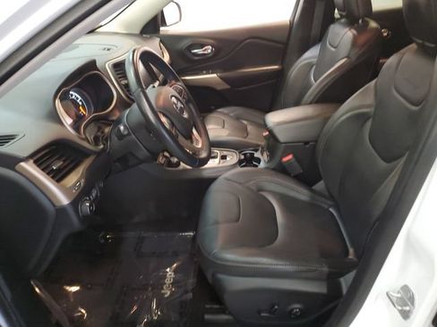 Used 2018 Jeep Cherokee Limited w/ Technology Group AWD/4WD image 10