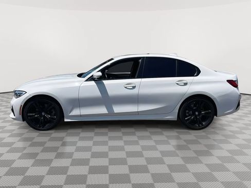 Used 2022 BMW 330i Sedan w/ Driving Assistance Package RWD image 5