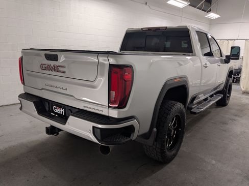 Used 2020 GMC Sierra 3500 Denali w/ Denali Ultimate Package AWD/4WD image 7