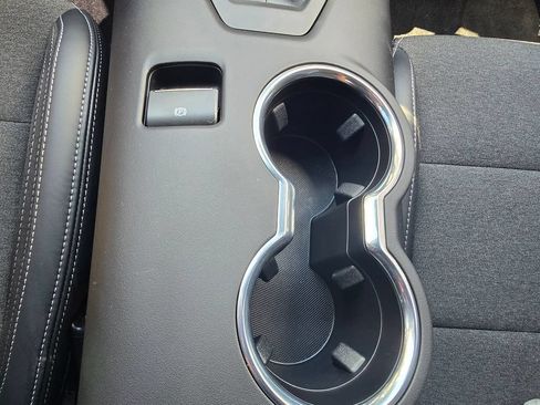 Used 2025 Ford Mustang GT RWD image 32