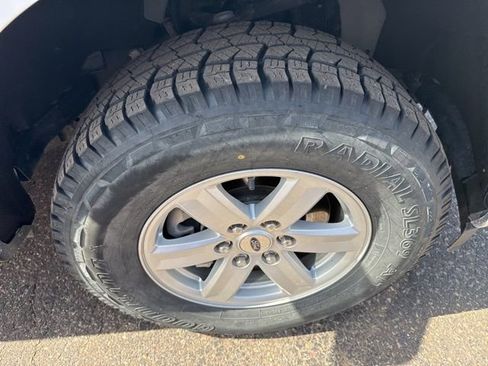 Used 2023 Ford F150 XLT w/ Trailer Tow Package image 4