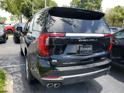 Used 2026 GMC Yukon Denali w/ Sun & Power Step Package AWD/4WD image 3