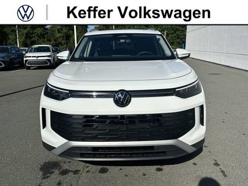 New 2026 Volkswagen Tiguan SE AWD/4WD image 8