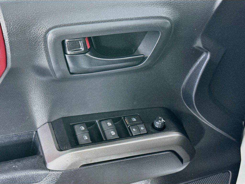 Used 2023 Toyota Tacoma SR5 w/ Technology Package AWD/4WD image 24