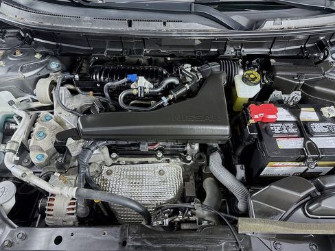Used 2020 Nissan Rogue SV AWD/4WD image 35