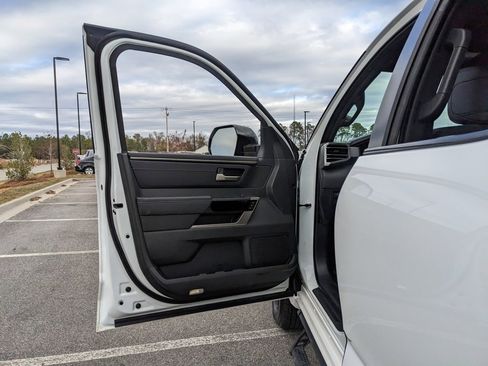 Used 2025 Toyota Tundra Limited image 52