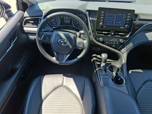 Used 2024 Toyota Camry SE w/ Convenience Package FWD image 20