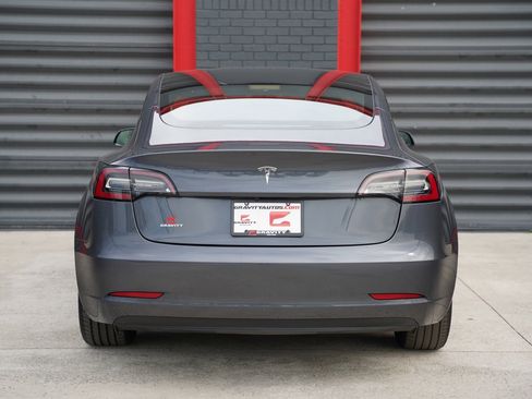 Used 2023 Tesla Model 3 Standard Range image 6